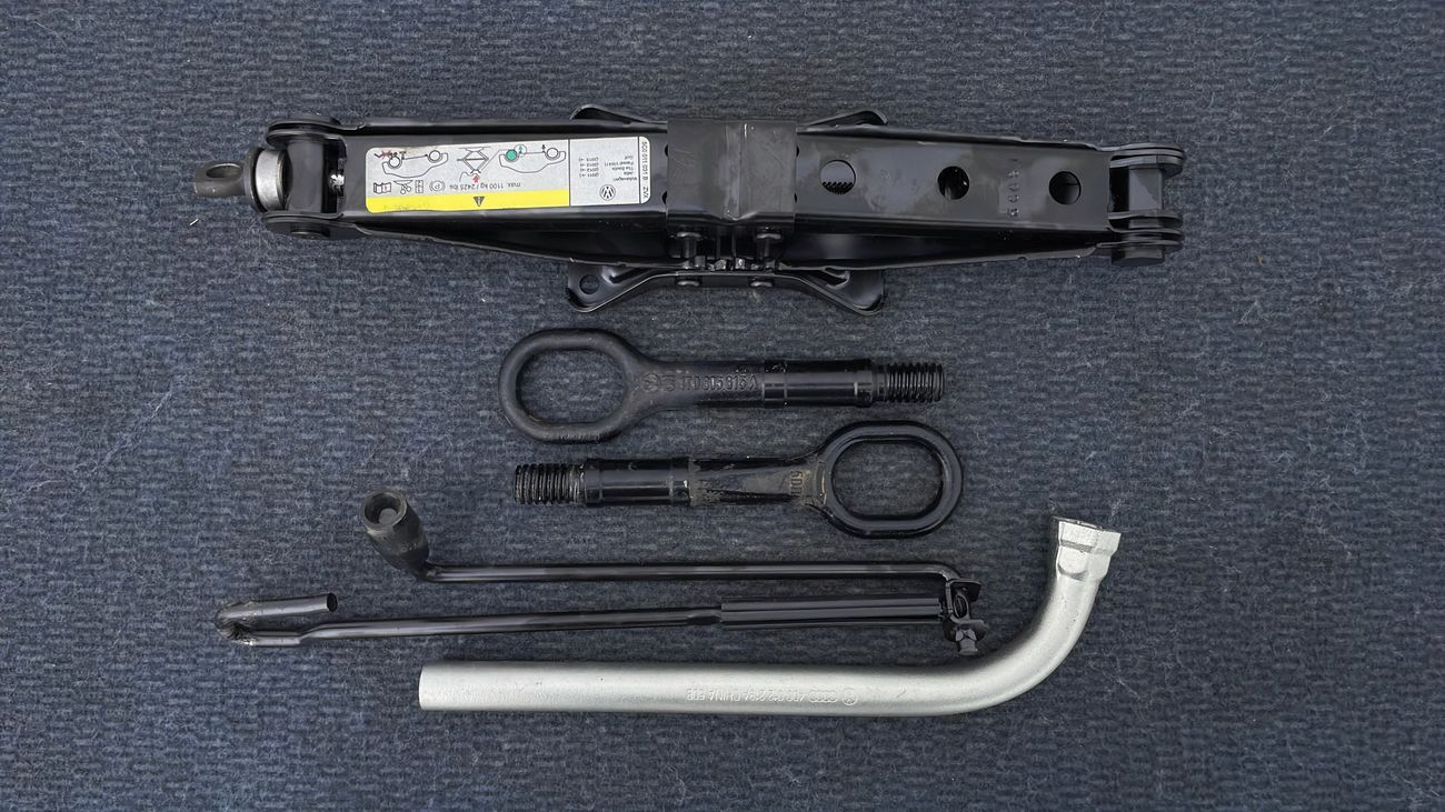 Volkswagen Jetta TRENDLINE S 2 | Under Warranty | Inspected on 150+ parameters