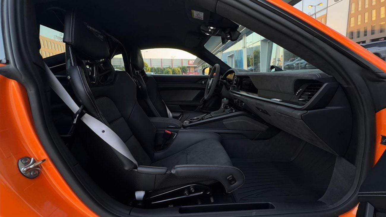 Porsche 911 GT3 RS 4.0L (520 HP) Coupe Warranty and service