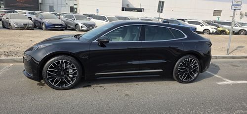 Zeekr 001 Premium AWD EX