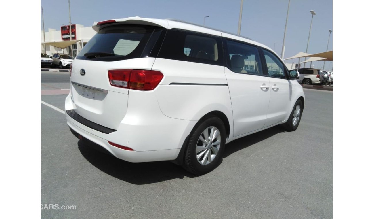 Kia Carnival Kia carnival 2017 g cc full automatic accident free