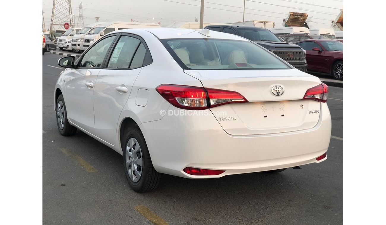 Toyota Yaris SEDAN, 1.3L, BASIC OPTION, MY2020