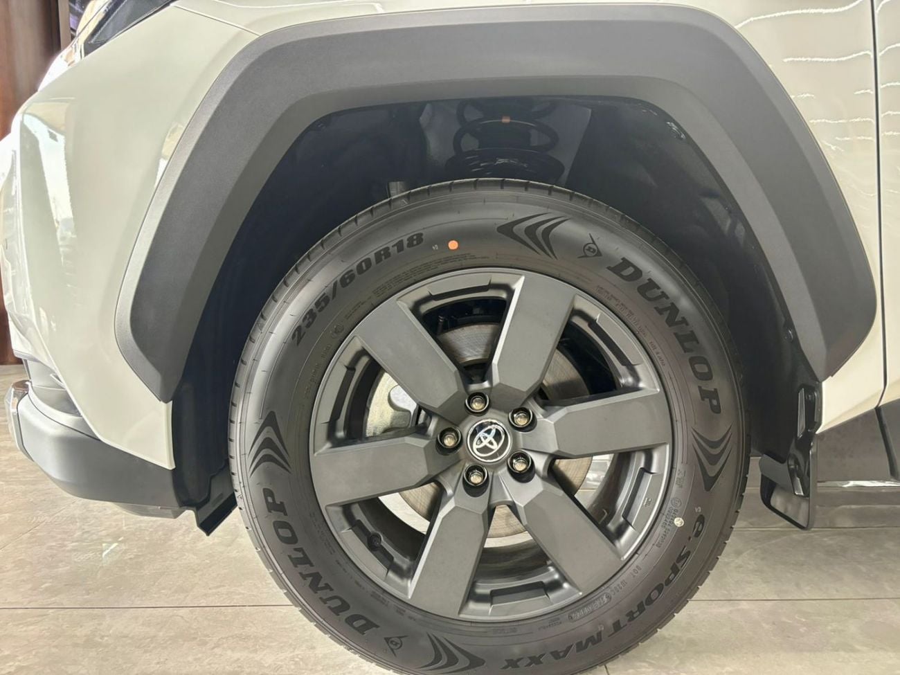 Toyota RAV4 ADVENTURE