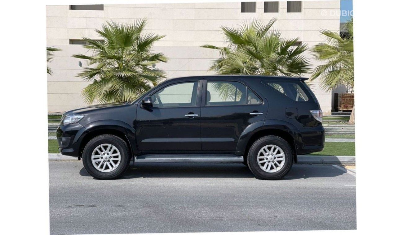 Toyota Fortuner SR5 || GCC || Service History Available || Low Mileage || Very Well Maintained