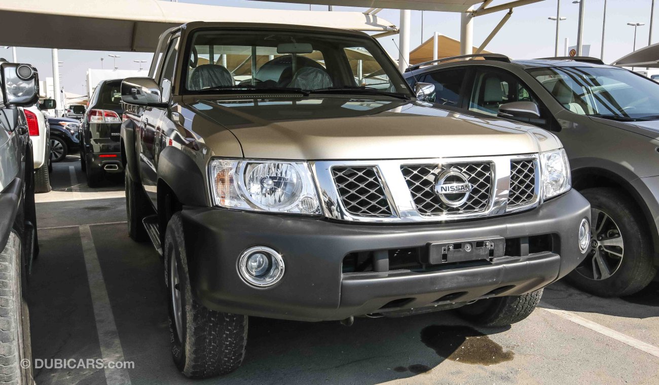 Nissan Patrol Pickup SGL 4X4