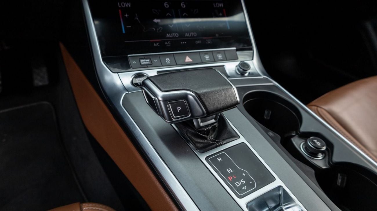 Audi A6 40 TFSI 2.0L Audi A6 40TFSI 2024 GCC under Agency Warranty and Service Contract for 1,641.00 AED monthly