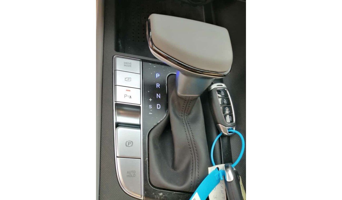 Hyundai Elantra 1.6 hybrid  2023 model