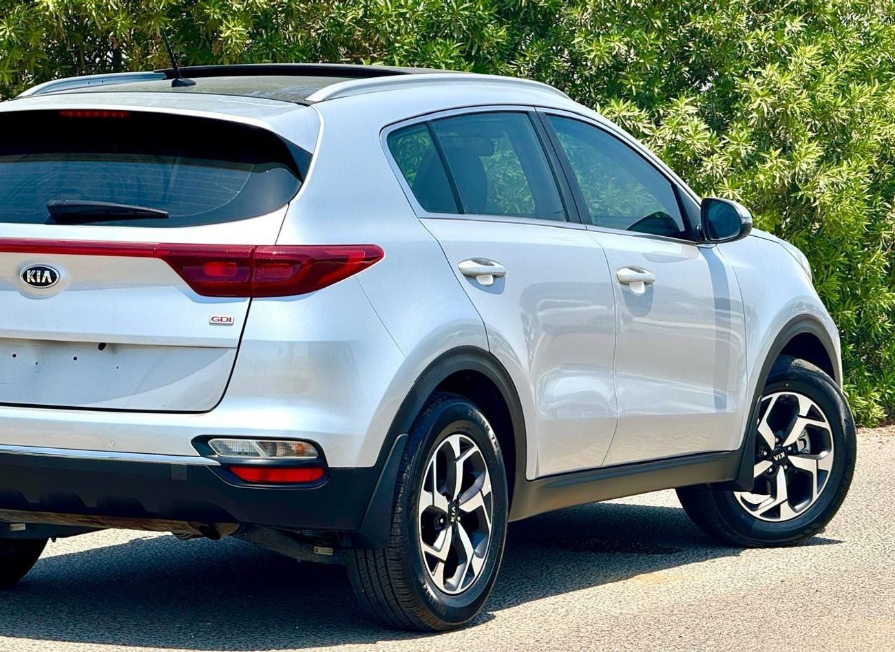 كيا سبورتيج Top 1.6L 920-Monthly l GCC l Panoramic, Cruise, 1.6L l Accident Free