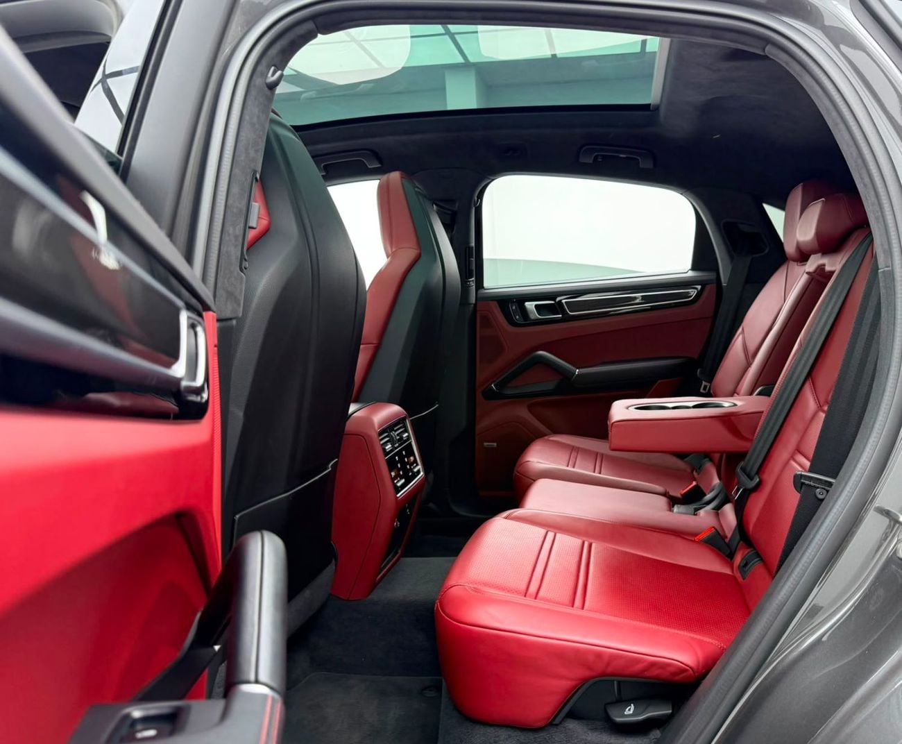 Porsche Cayenne 2022 Porsche Cayenne GTS Coupe, 2027 Porsche Warranty, Full Porsche Service History, GCC