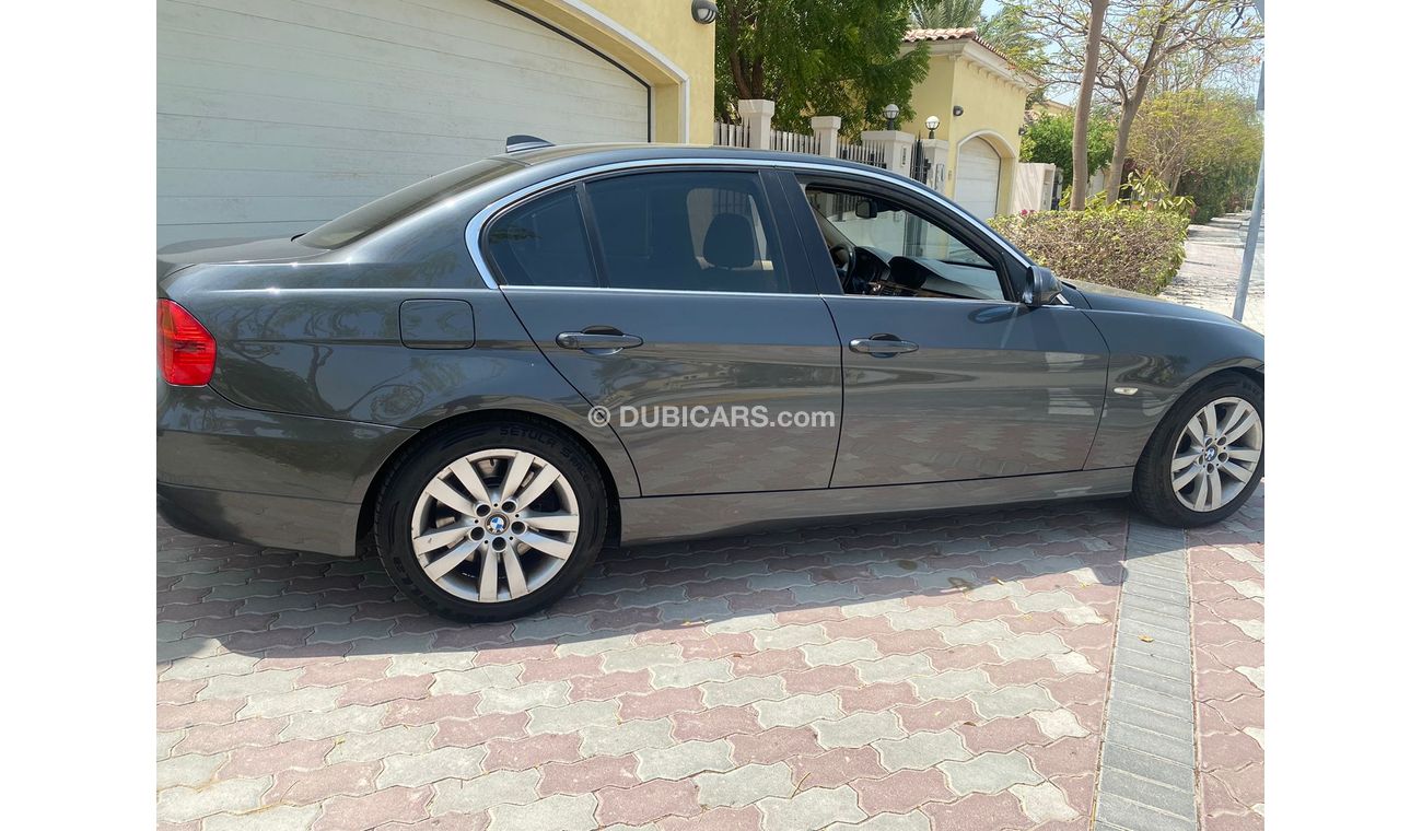 Used BMW 330 Sedan 330i 2007 for sale in Dubai - 656552