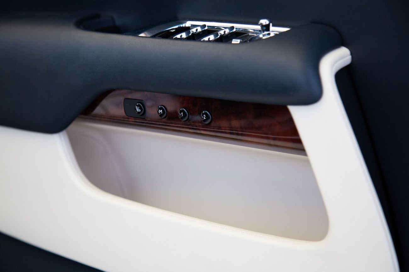 رولز رويس داون Std