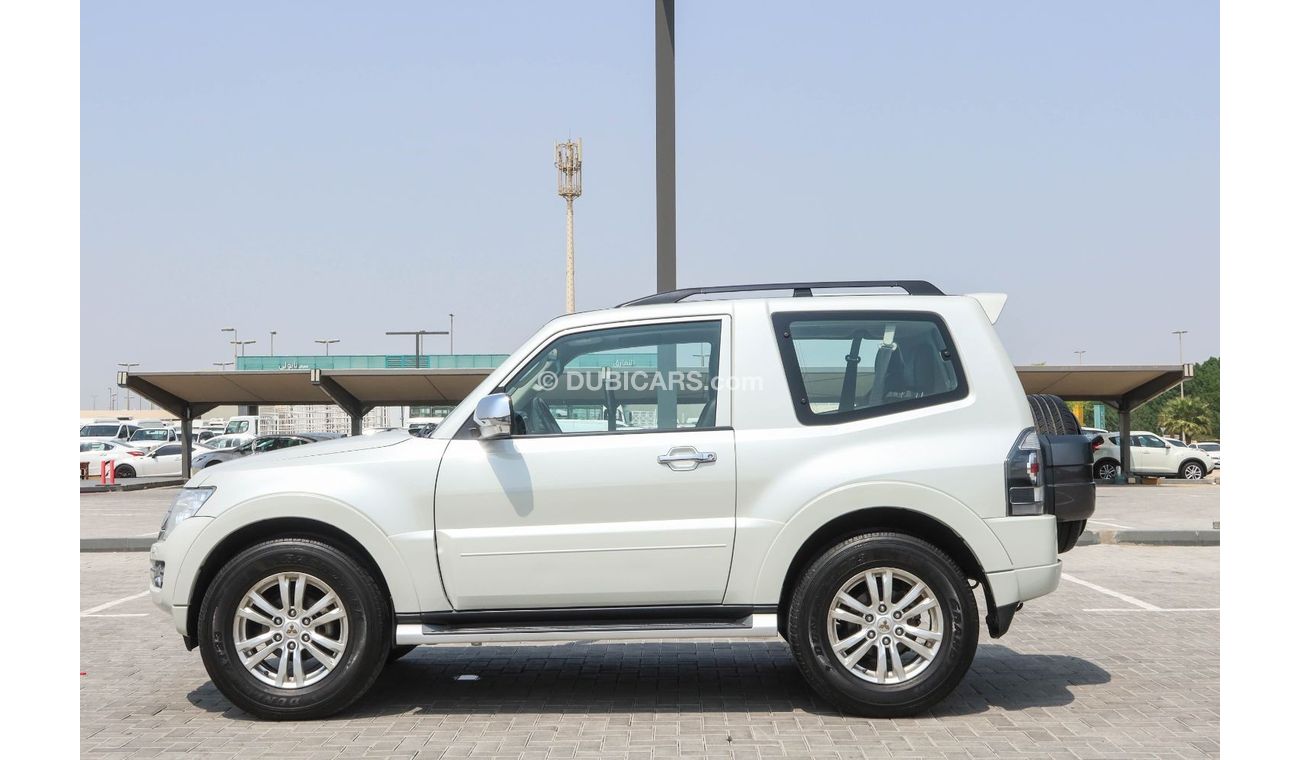 Mitsubishi Pajero GLS 2018 (GCC ) very good condition without accident original paint