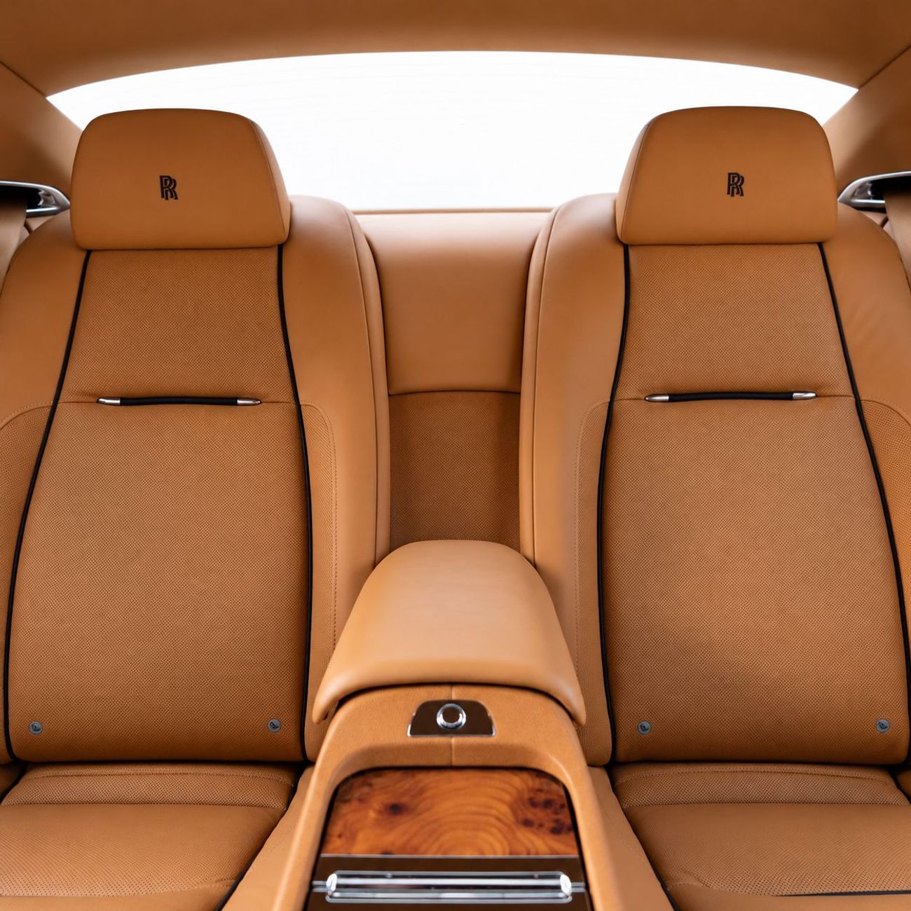 Rolls Royce Wraith STANDARD 359,950  • CASH • Rolls-Royce Wraith Mansory KIT • 1 Year Warranty