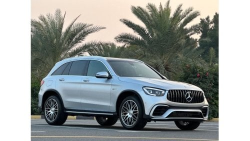 Mercedes-Benz GLC 300 4MATIC GLC-300 US 2019 (BODY KIT AMG63) // ACCIDENTS FREE // IN PERFECT CONDITION