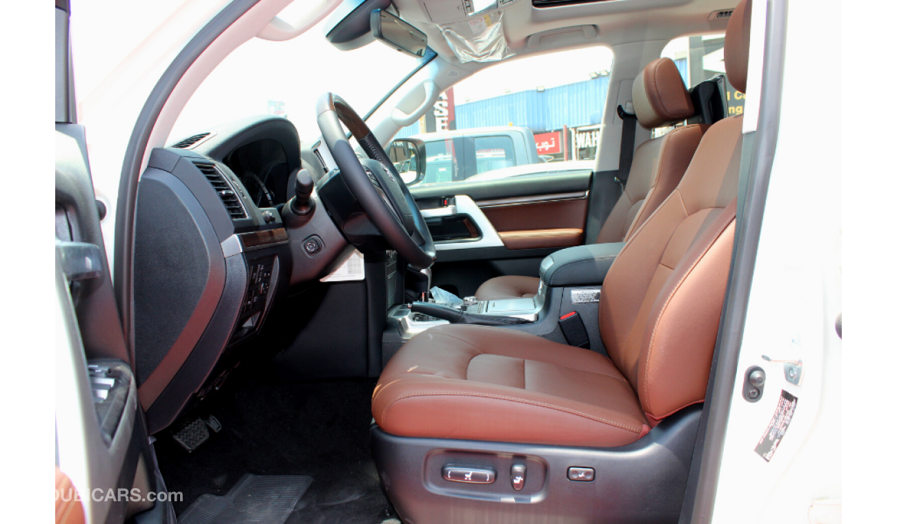 Toyota Land Cruiser (2021) VXE V8 5.7, GCC