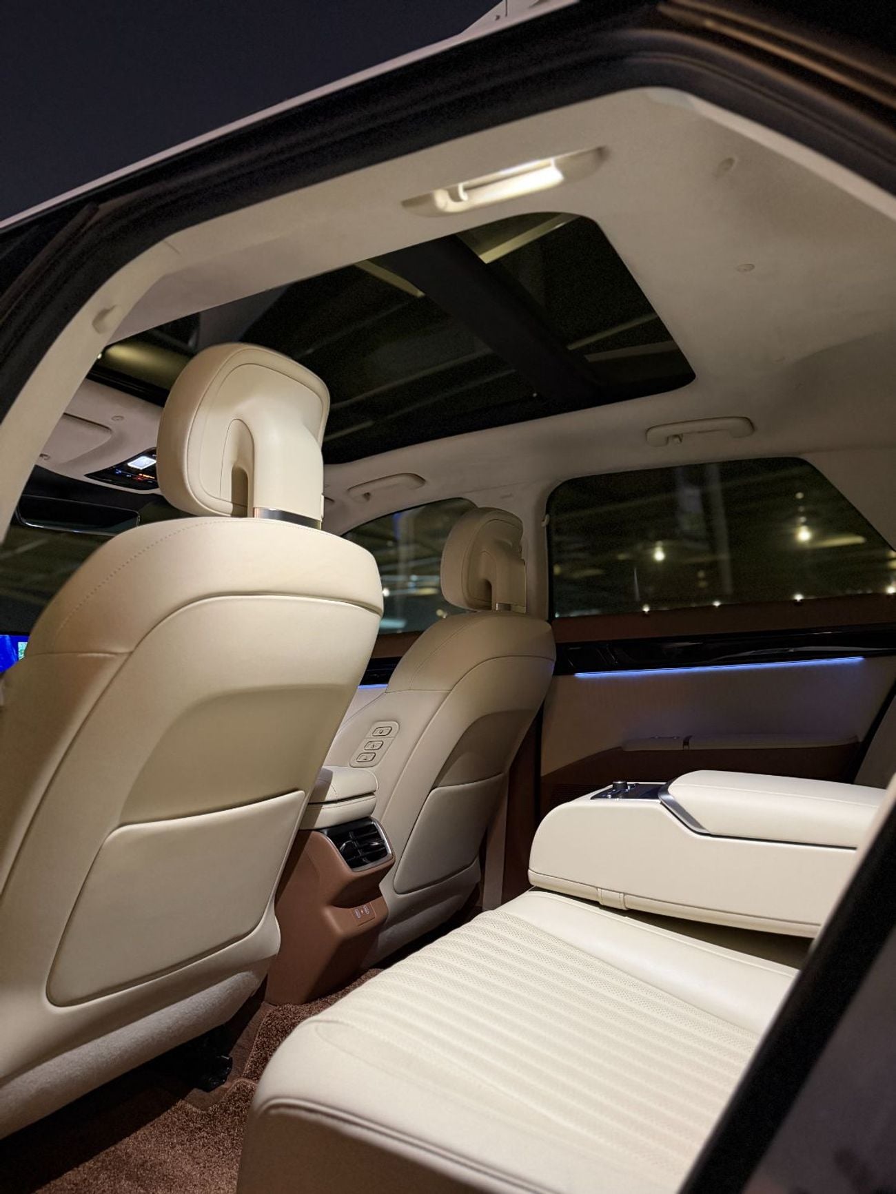 Hyundai Grandeur Hyundai Grandeur Hyundai Grandeur Premium | Korean Specs | Luxury Sedan