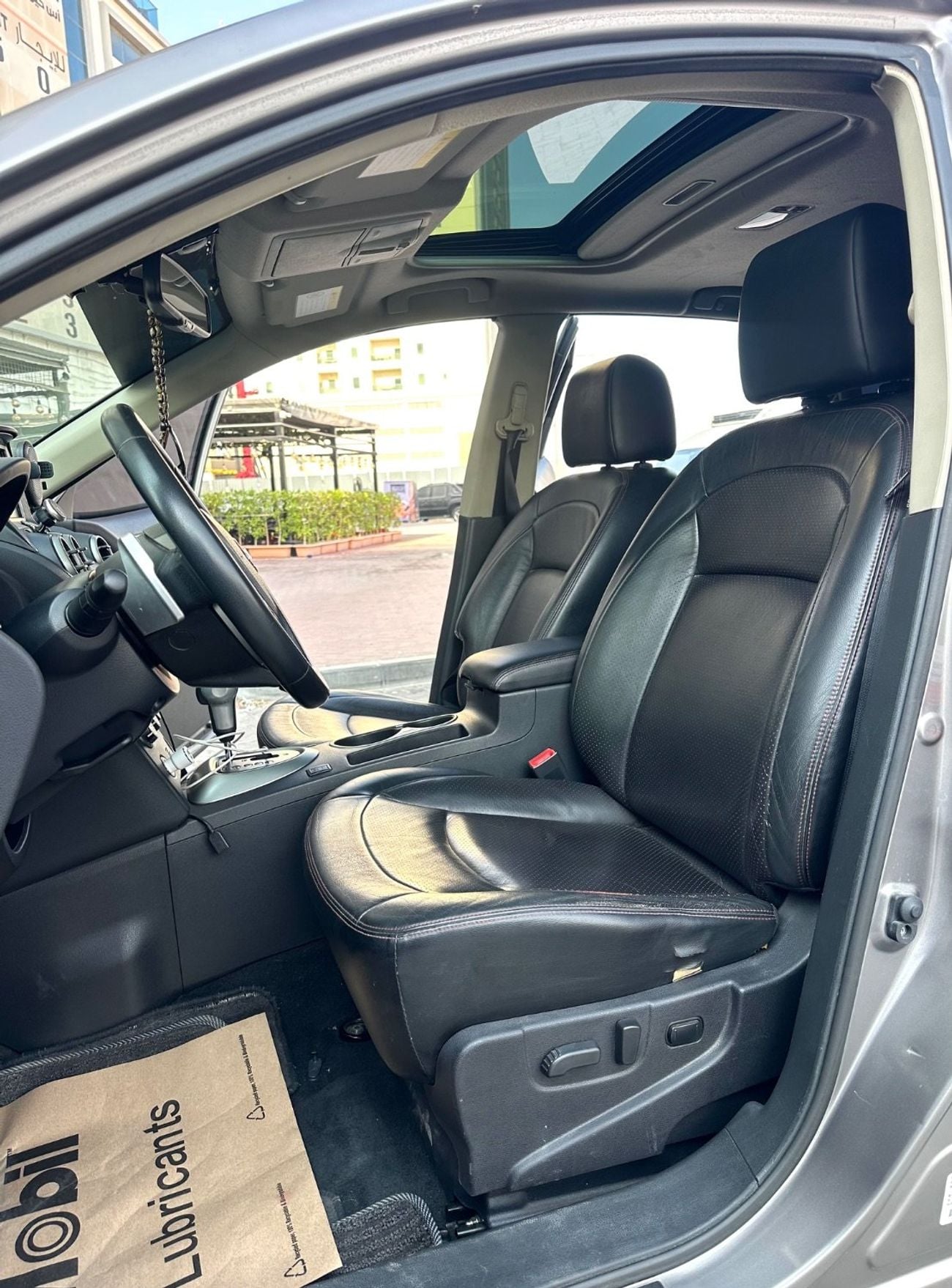 Nissan Rogue S (NON GCC)