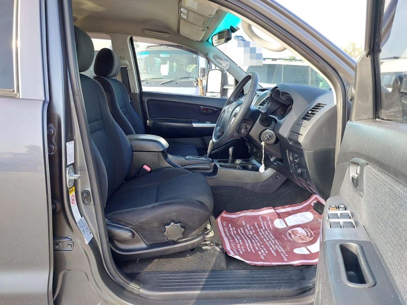 Toyota Hilux TOYOTA HILUX VIGO PICK UP RHD 2014 MODEL 3.0 L DIESEL AUTOMATIC(PM39654)