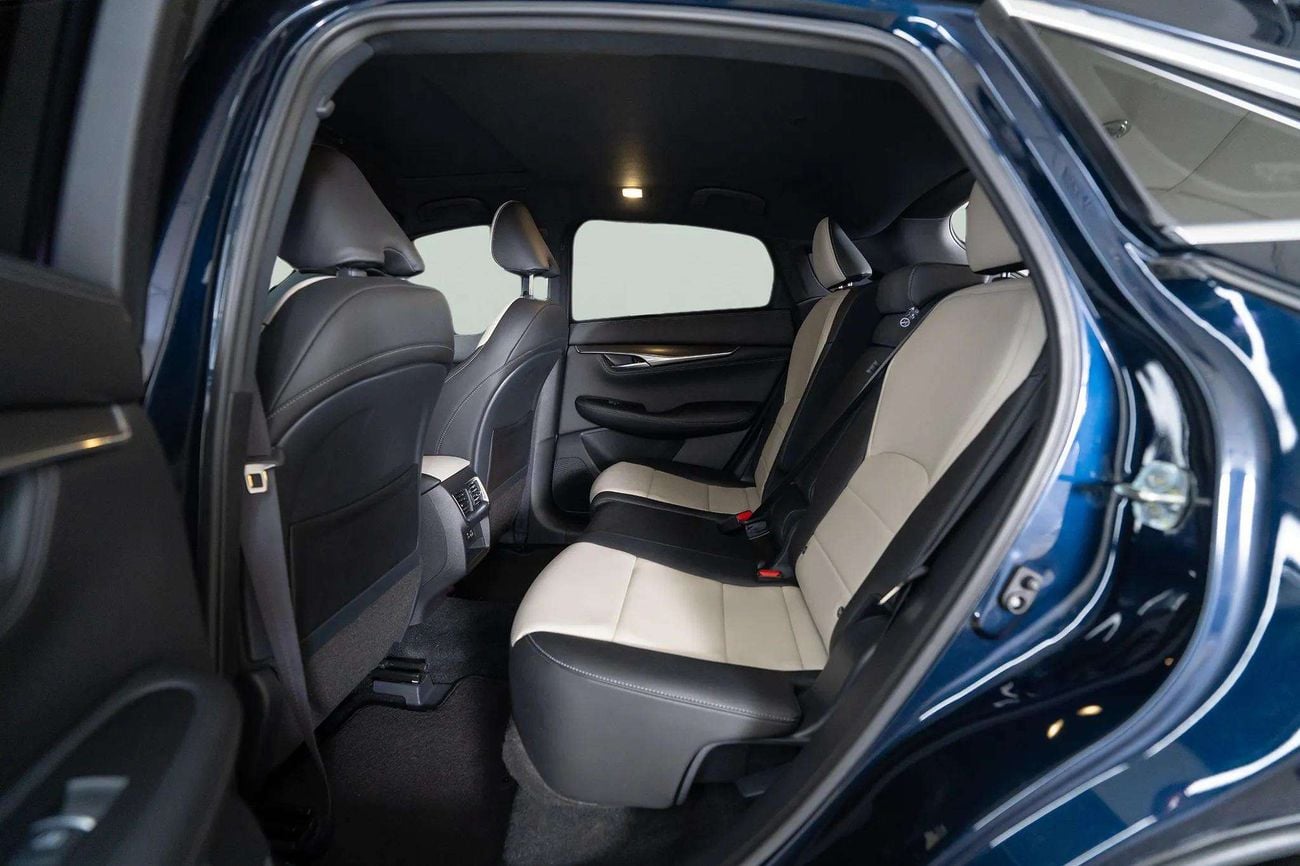 Infiniti QX55 ESSENTIAL 2.0