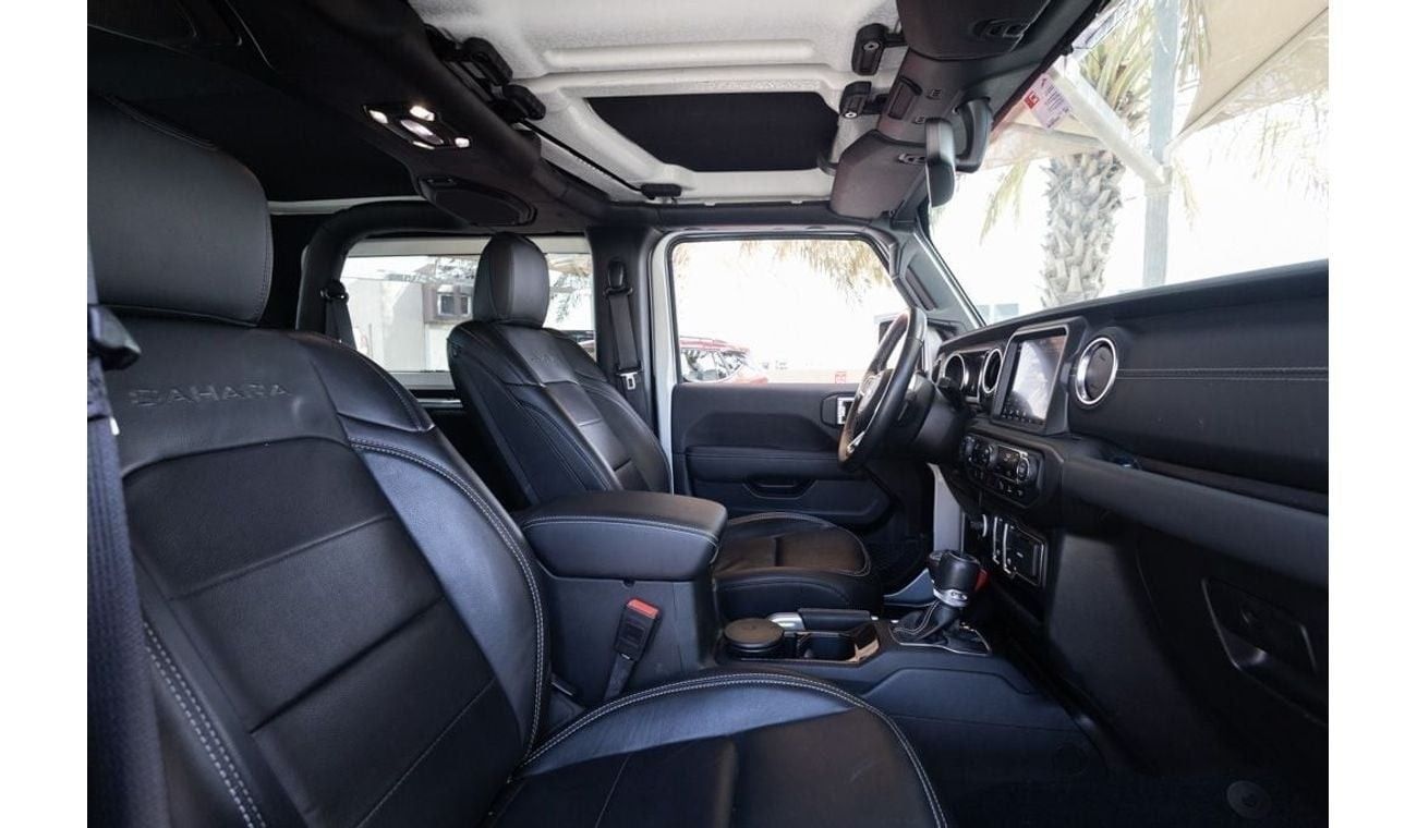جيب رانجلر Sahara 3.6L A/T (5 Seater) Jeep Wrangler Sahara 2022 GCC under Agency Warranty with Flexible Down-Pa