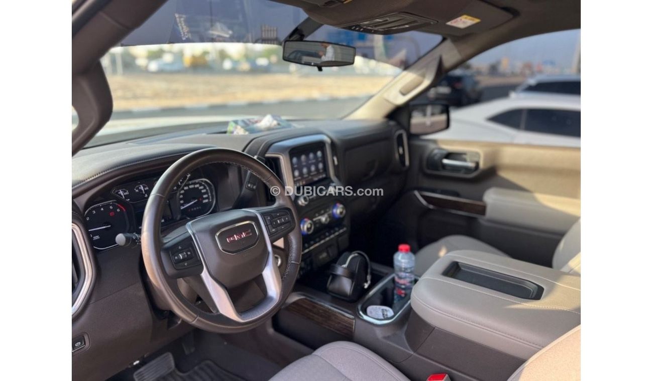 GMC Sierra Elevation GMC Sierra RlevAtion 2021 GCC Under Warranty
