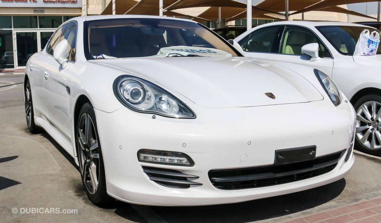 Porsche Panamera S