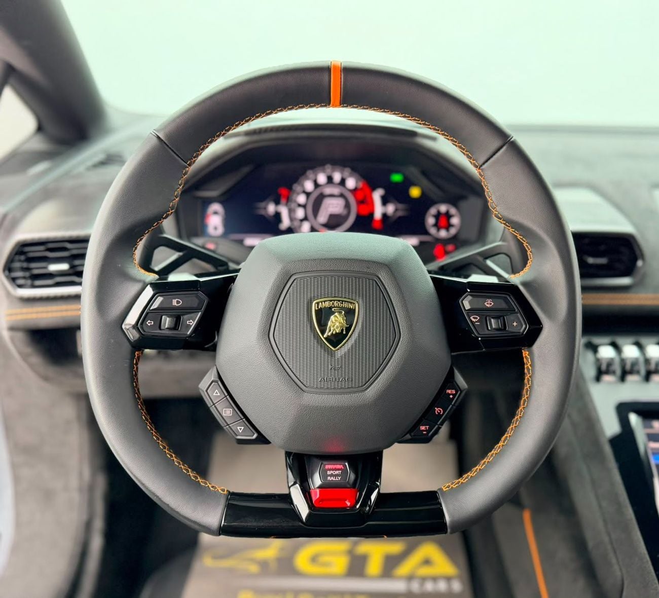 Lamborghini Huracan STERRATO