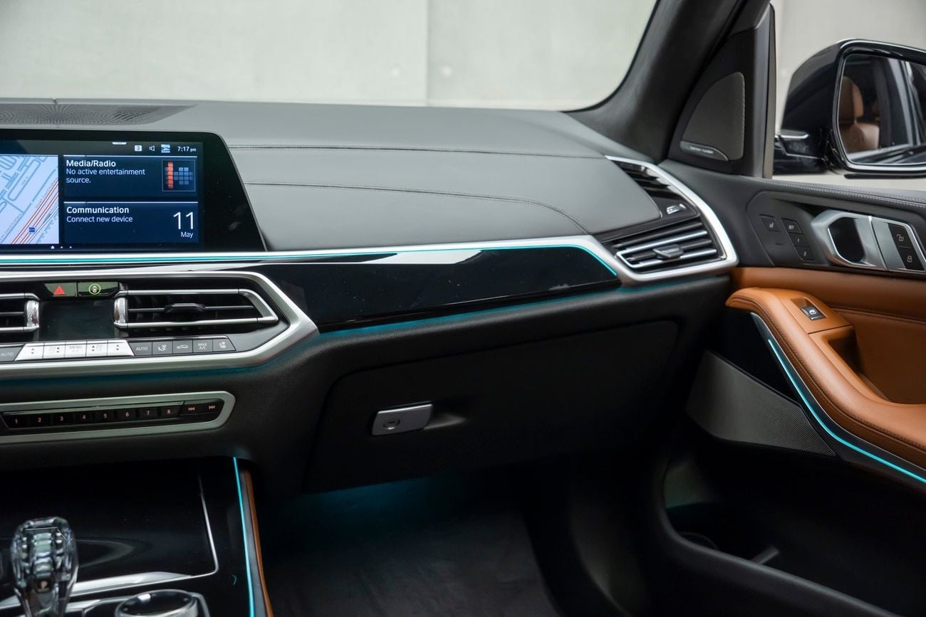 بي أم دبليو X5 M50i EXCLUSIVE