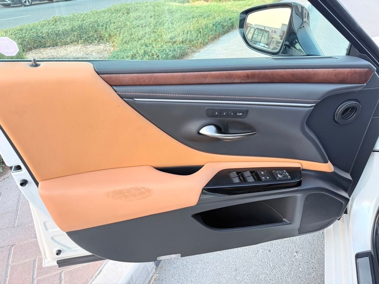 Lexus ES300h