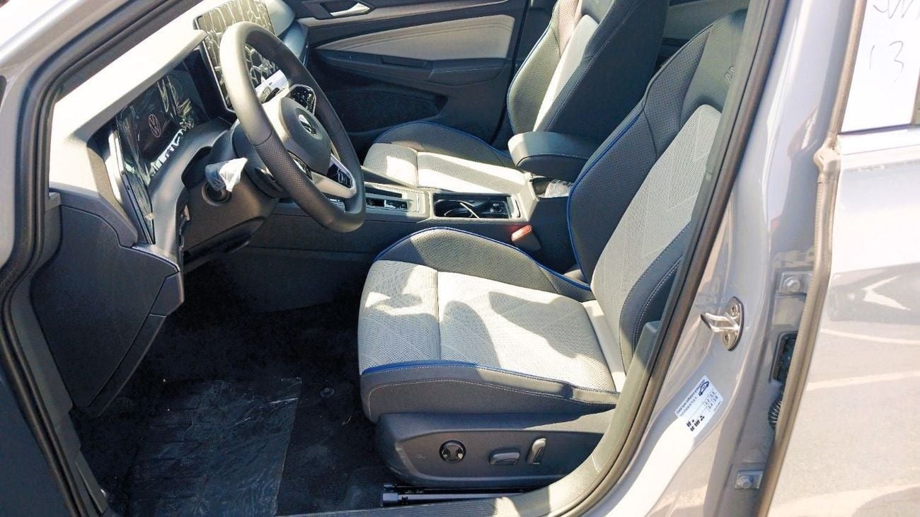 Volkswagen Golf Volkswagen Golf R-line1.5L Petrol Turbo 2024YM