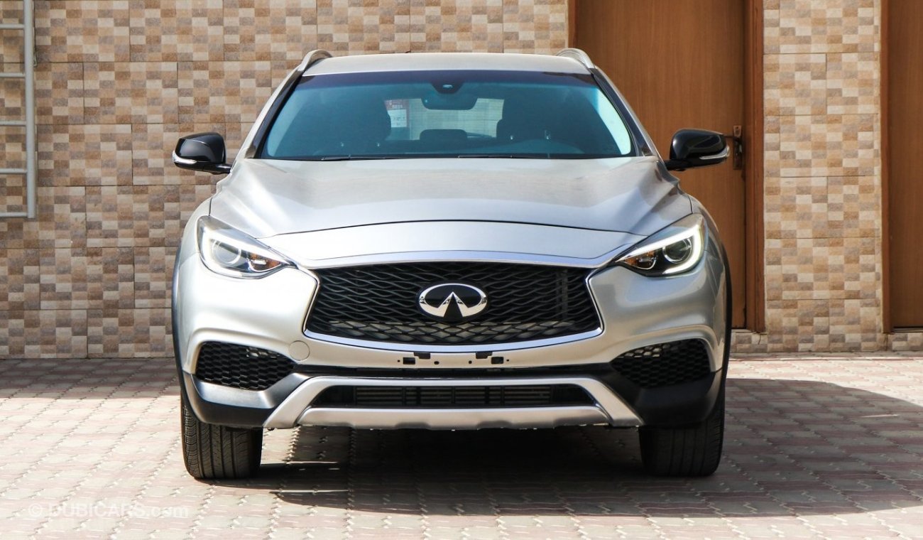 إنفينيتي QX30 AWD