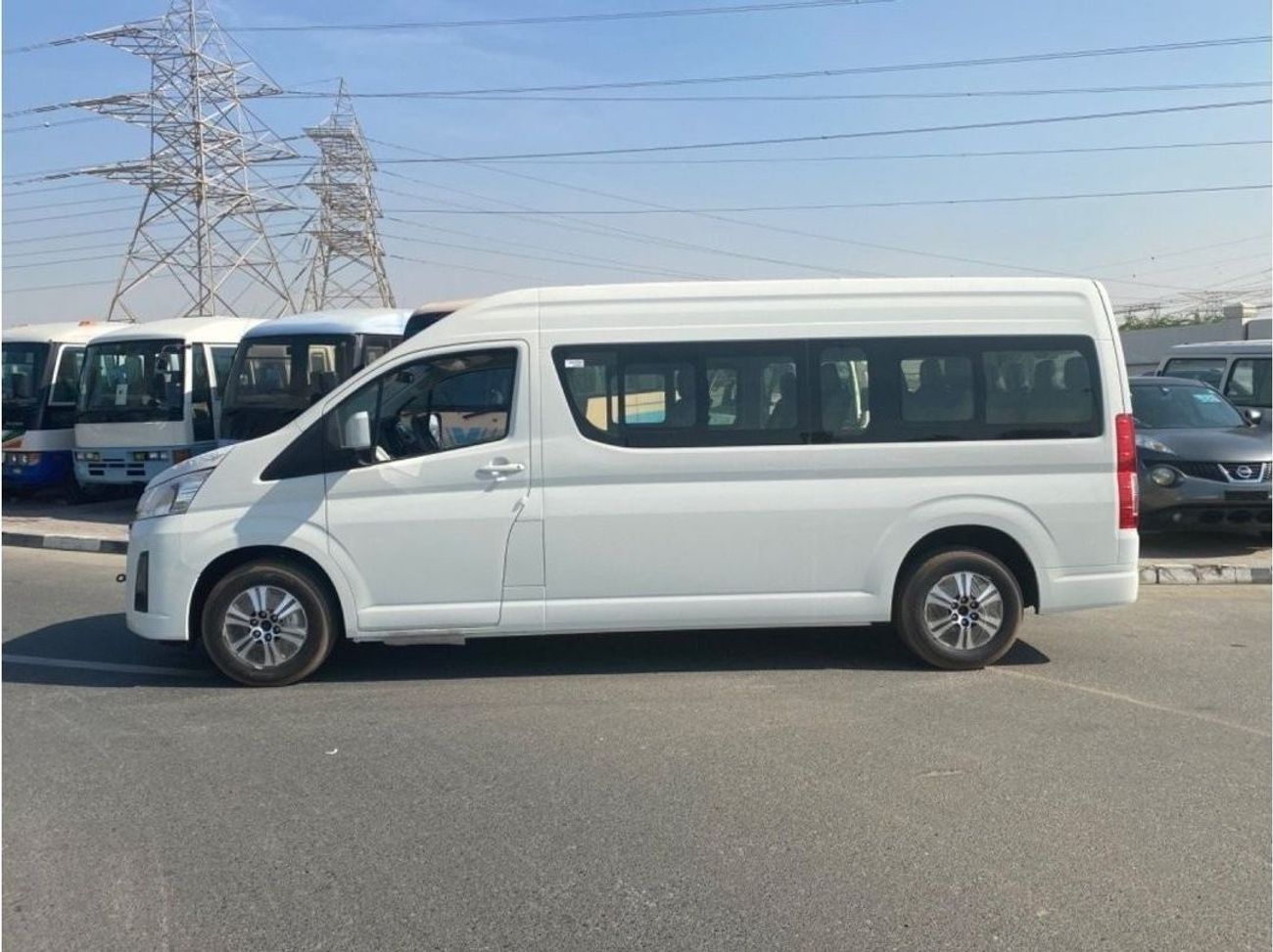 تويوتا هاياس 2.8 L HIGH ROOF WITH AC FULL OPTION BRAND NEW