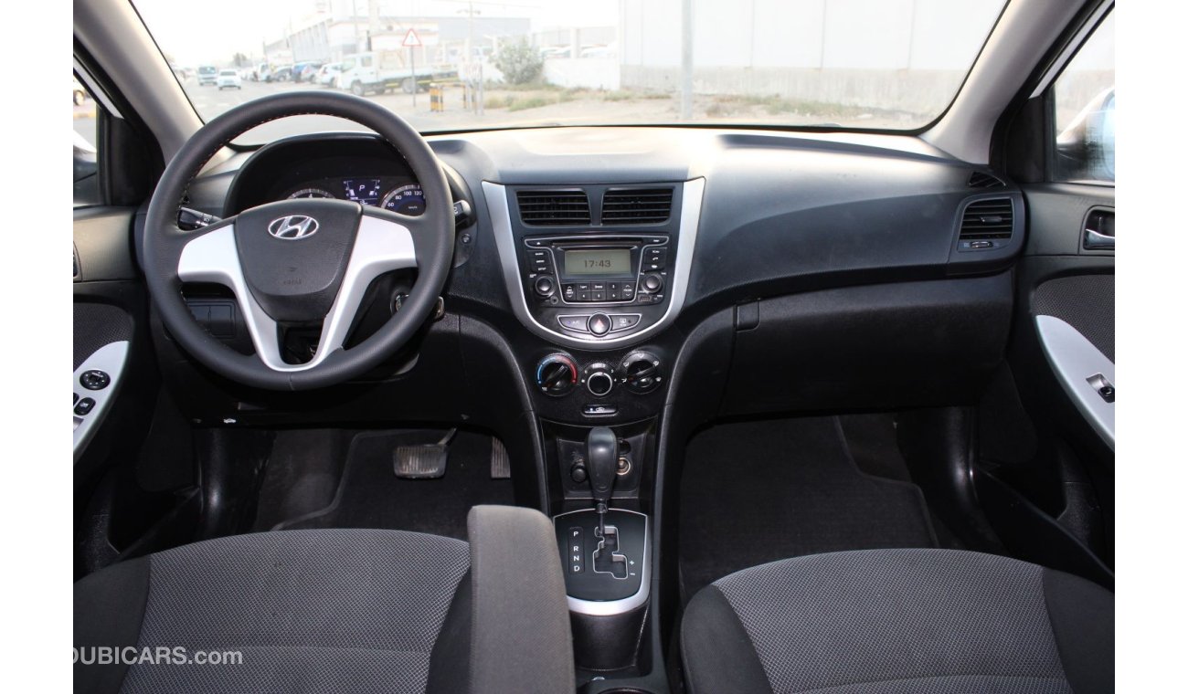 Hyundai Accent Hyundai Accent 2015 GCC in excellent condition without accidents, very clean from inside and outside