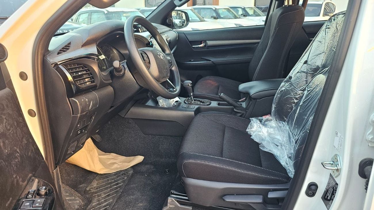 Toyota Hilux ADVENTURE 2.8 4WD AT WITH COMPRESSOR YM2026 ATTITUDE BLACK