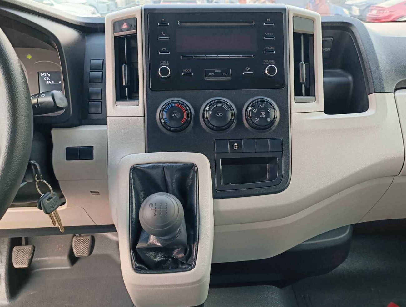 تويوتا هاياس Standard Roof, Cargo Van, 3.5L V6  Petrol, M/T, New Shape