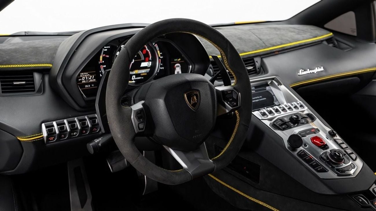 Lamborghini Aventador LP 700-4 - 2014 - GCC Specs