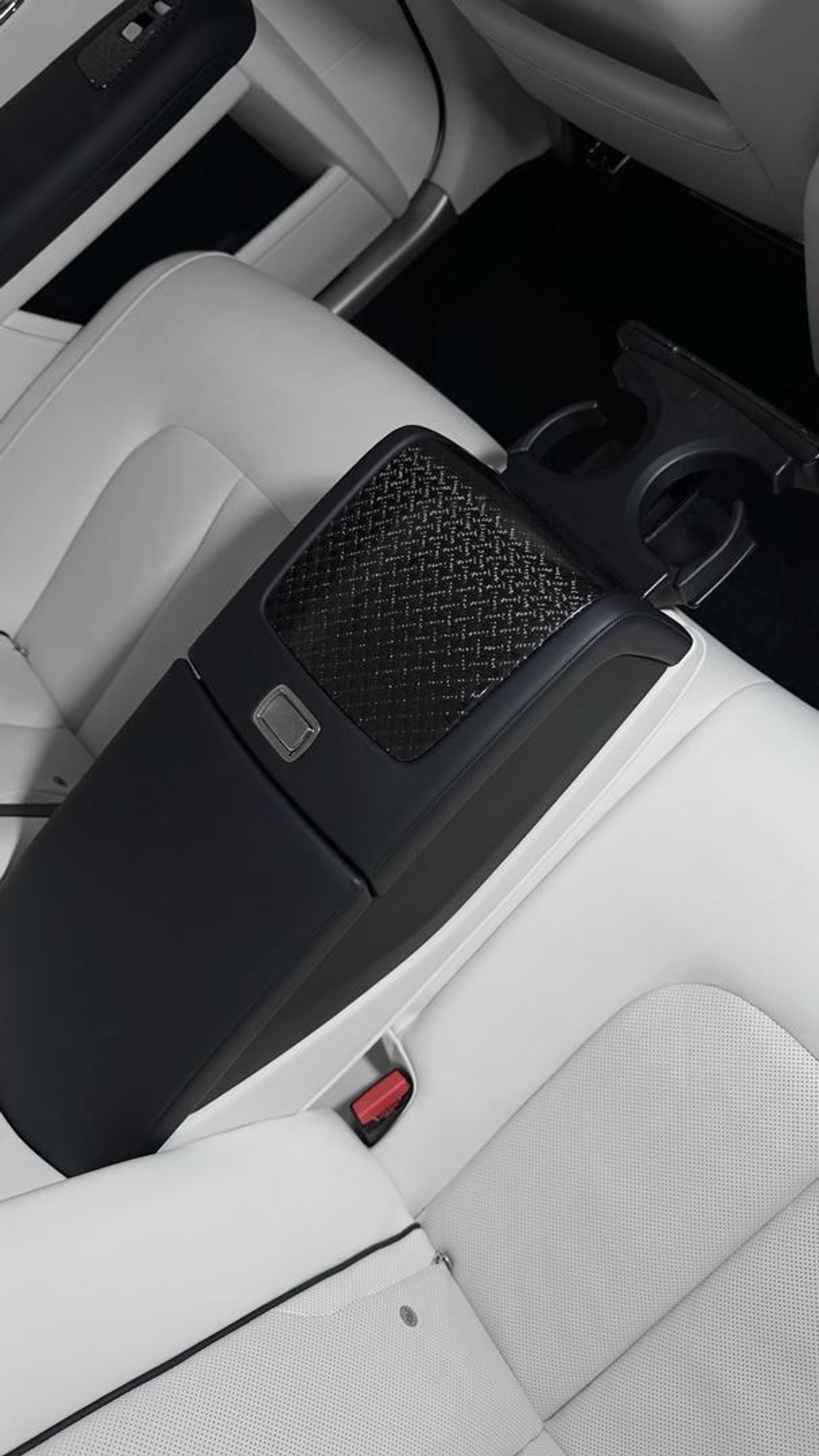 Rolls-Royce Ghost 6.75T Short Wheelbase