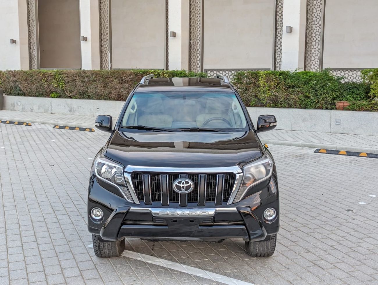 Toyota Prado Toyota landcruser Prado year 2016 petrol engine 7 seater 6 cylinder black colour