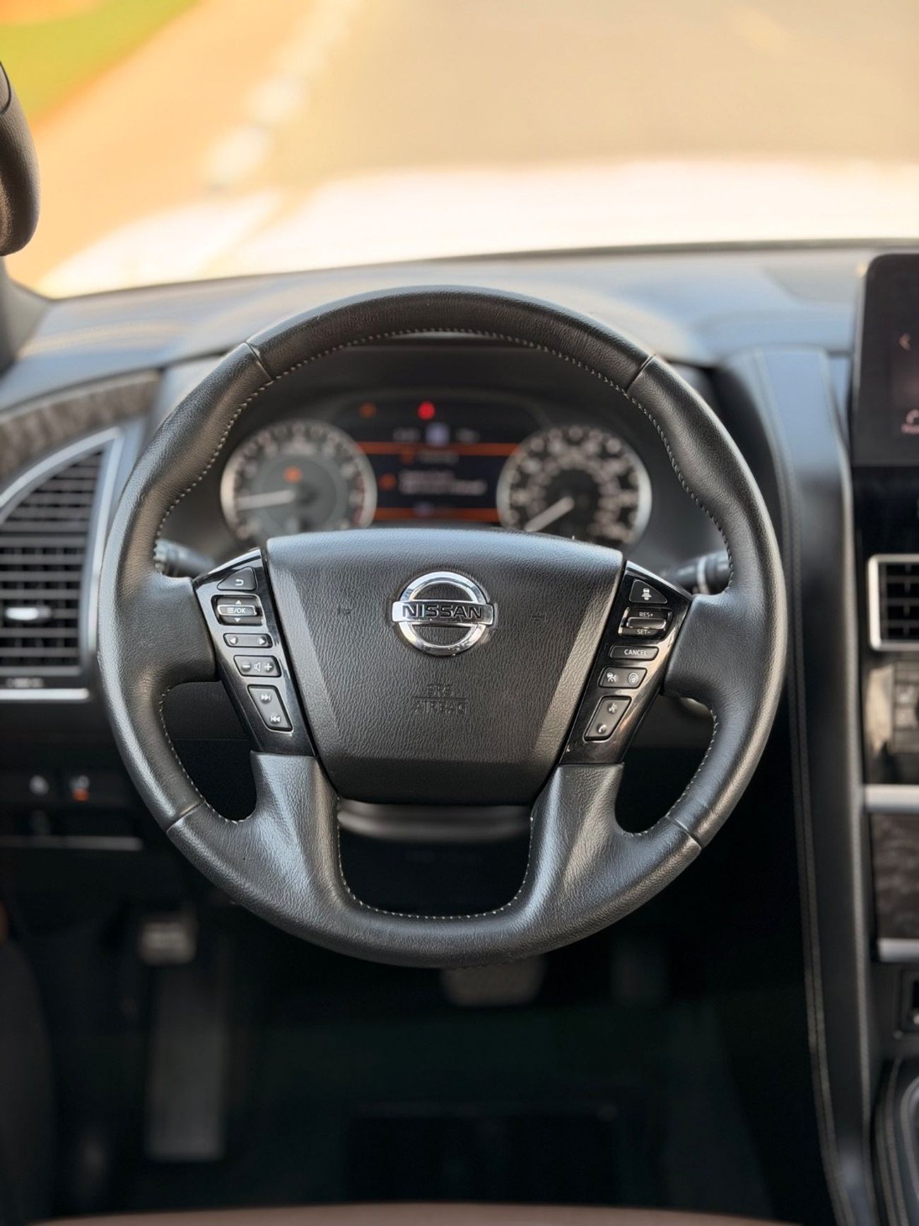 Nissan Armada Platinum 5.6L  | sunroof, 360 camera, VIP seats full option