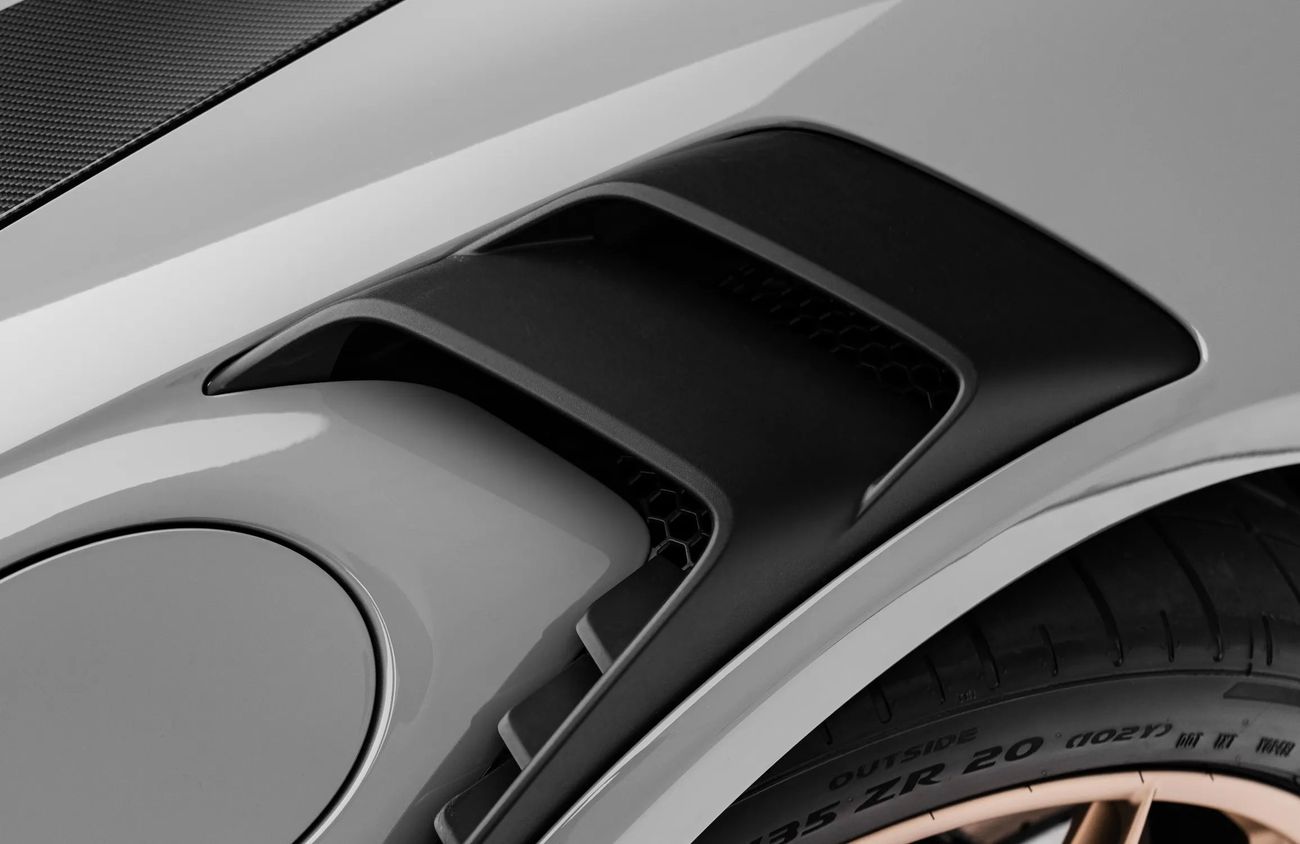 Porsche 911 4.0L F-6 Naturally Aspirated Engine