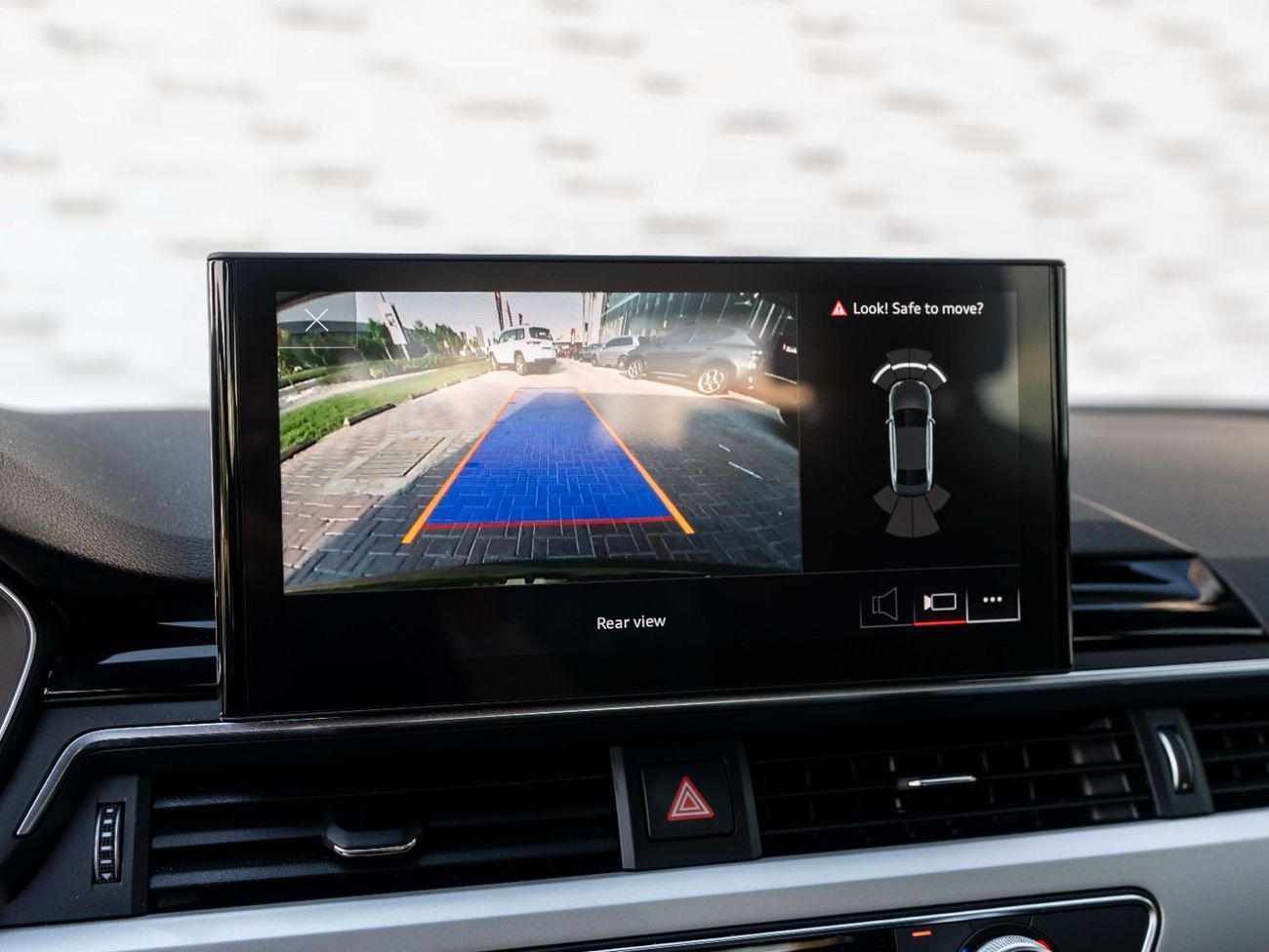 أودي A4 35 TFSI S Line 2.0L