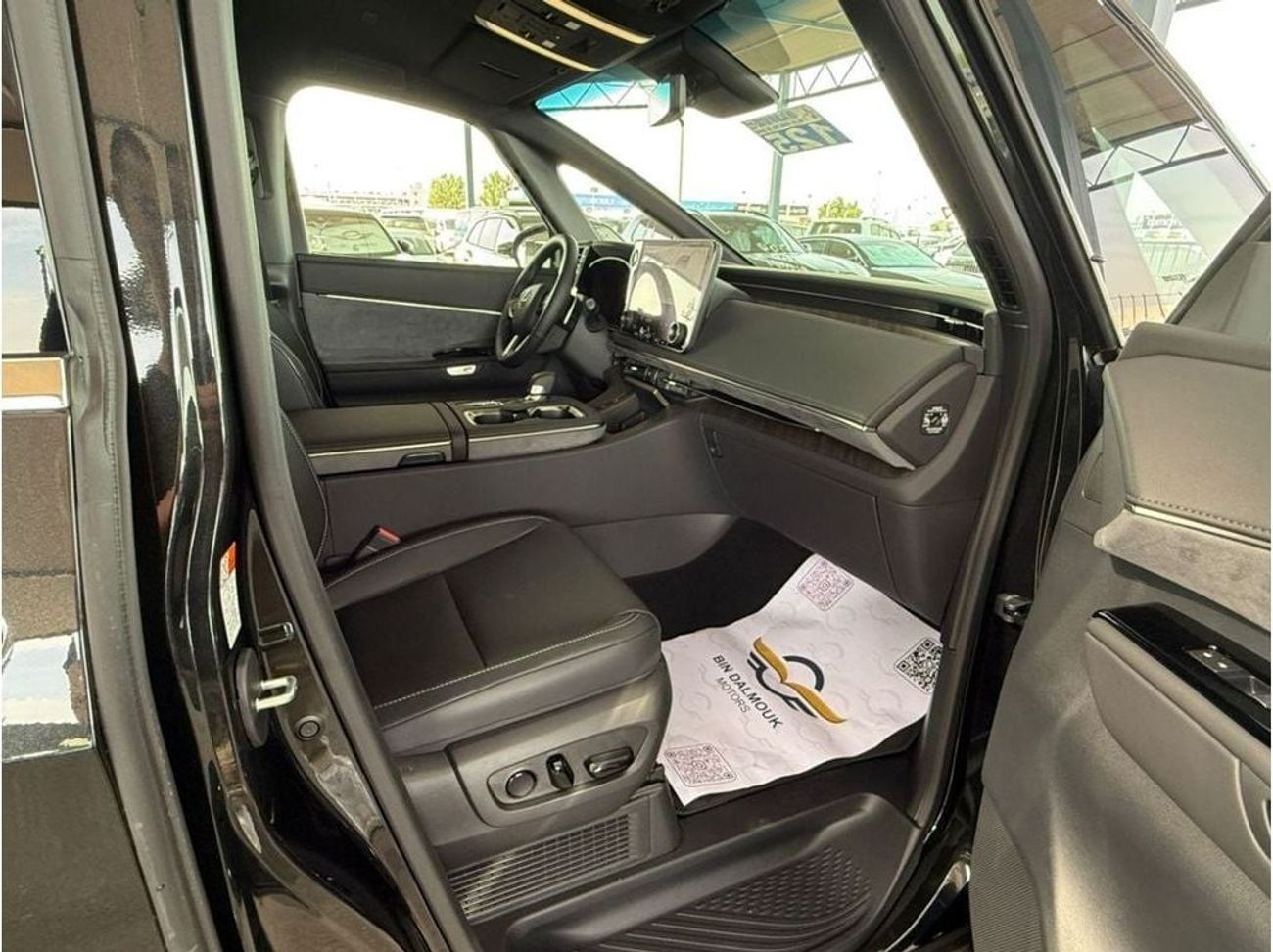 Lexus LM 350h Lexus LM 350H VIP Luxury 4-Seater AWD 2025 Model Year