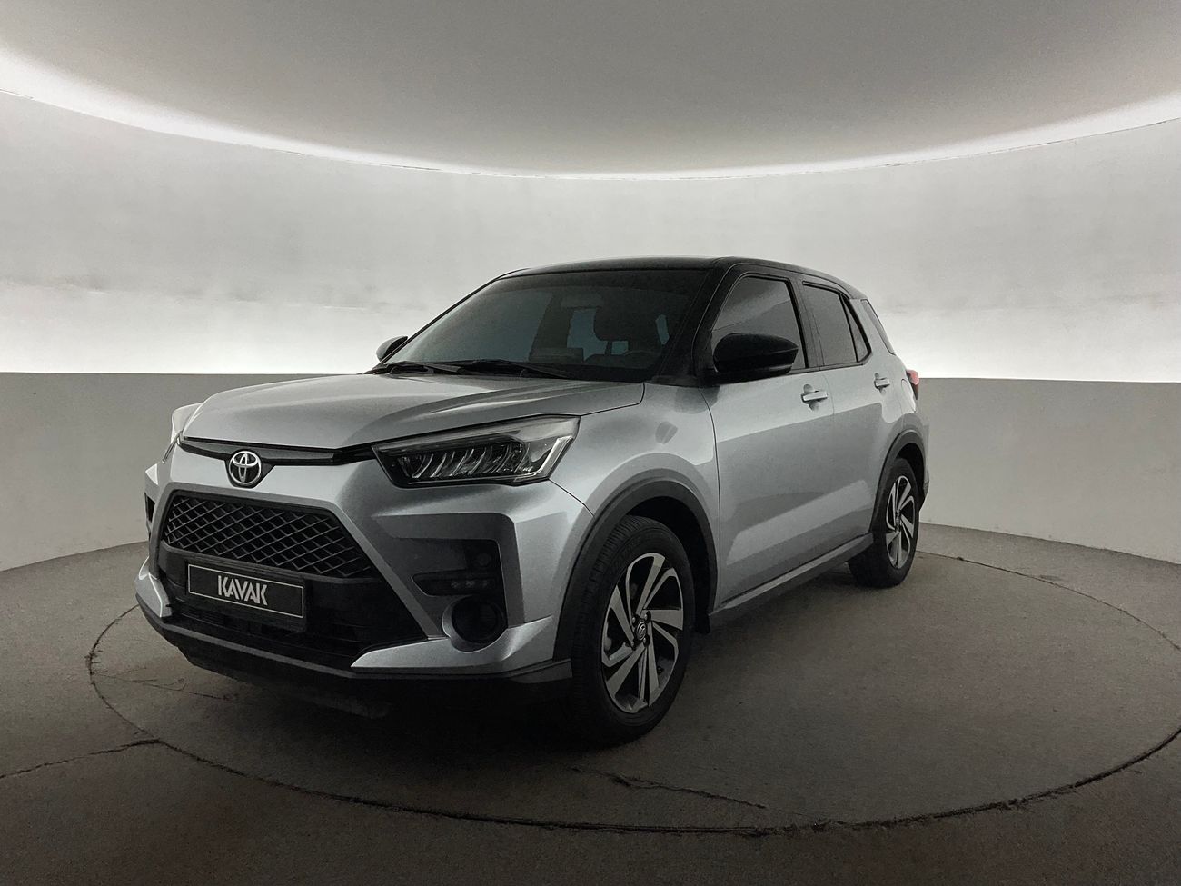 تويوتا ريز G | National Day Celebration | شامل الضمان | 0 ﺪﻔﻋﺓ ﺃﻮﻟﻯ