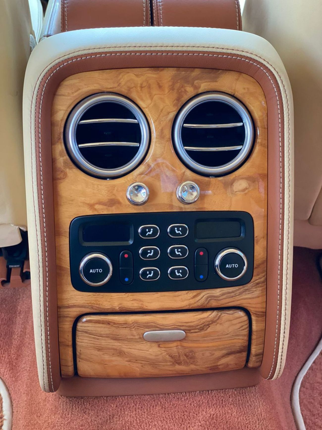 Bentley Continental - ARABIAN EDITION | GCC