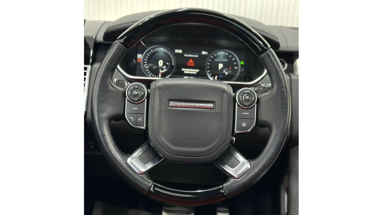 Land Rover Range Rover 2017 Range Rover Vogue SE Supercharged, Warranty, Service History, Fully Loaded, GCC