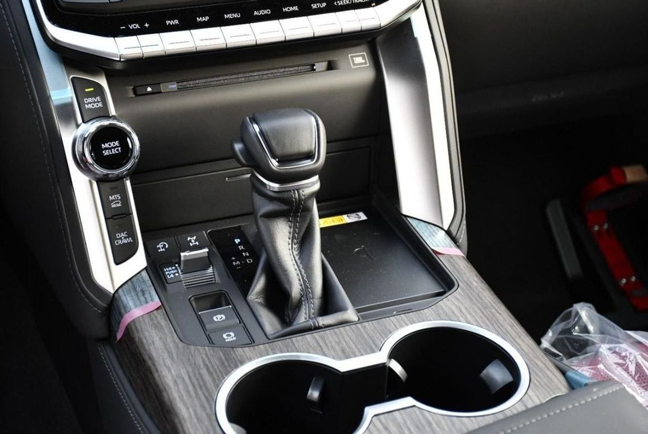 Toyota Land Cruiser TOYOTA LAND CRUISER 300 VXR 3.5L 2024