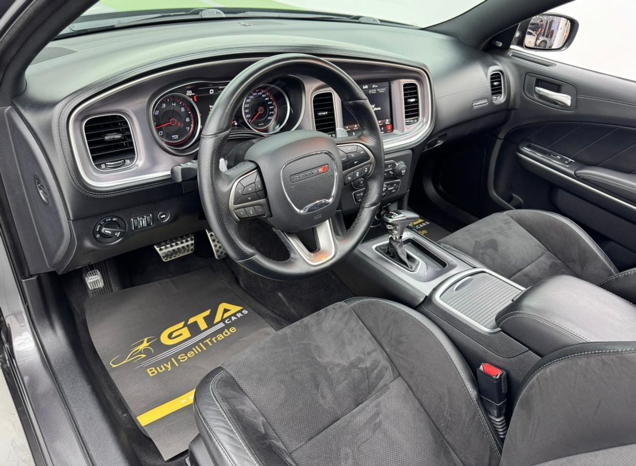 Dodge Charger R/T 5.7L 2019 Dodge Charger R/T, Warranty, Full Service History, Fully Loaded, Excellent Condition,