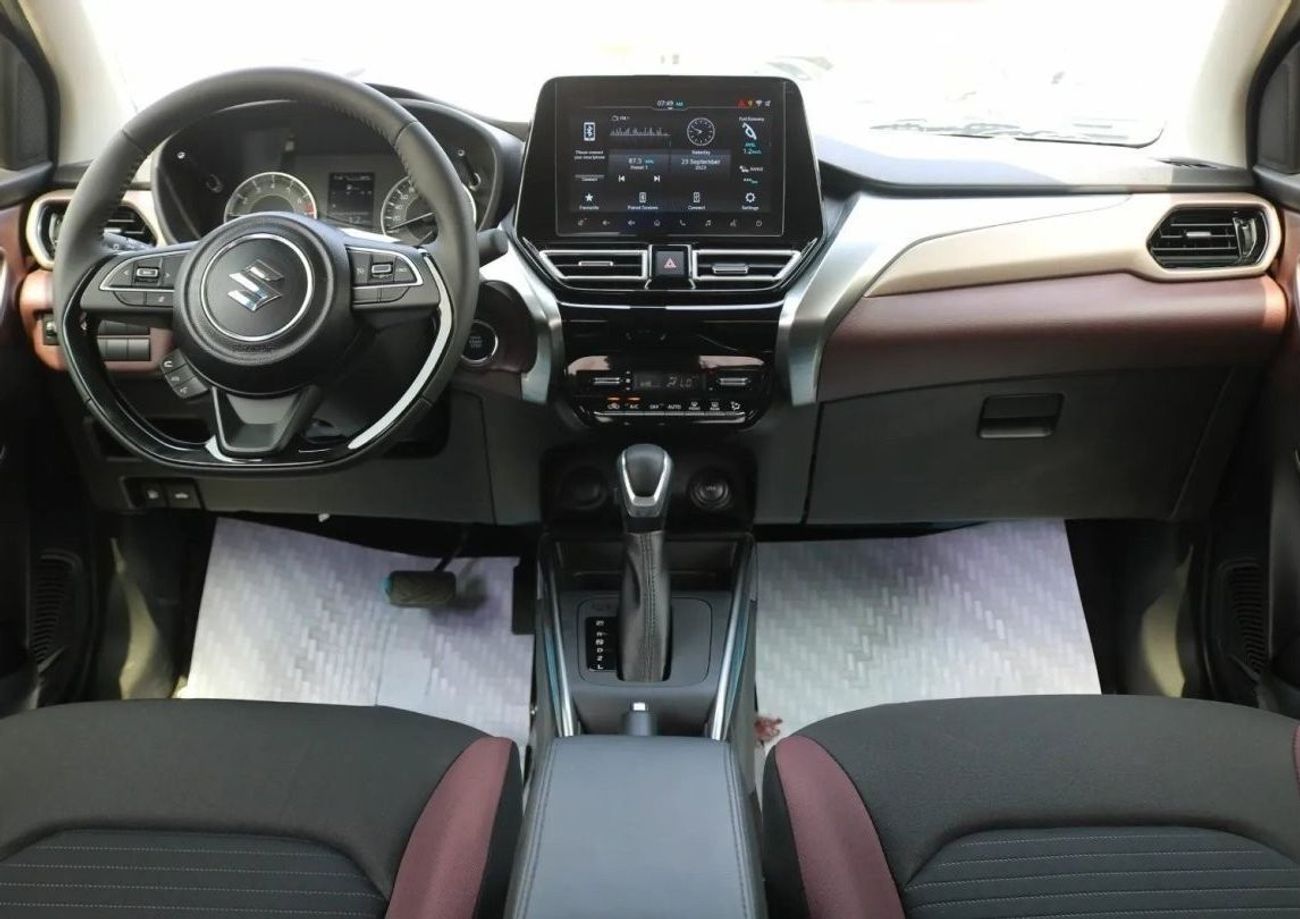 Suzuki Fronx GLX 1.5P AT MY2024 – BLUISH BLACK PEARL