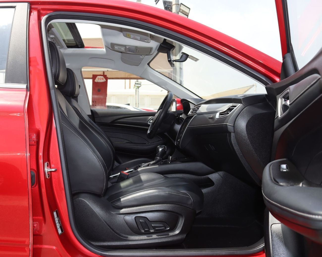 أم جي 5 ام جى 5 - 2024- خليجى - فل أوبشن - بمحرك 1.5- تشيكات وكاله - بحاله ممتازه من الداخل والخارج