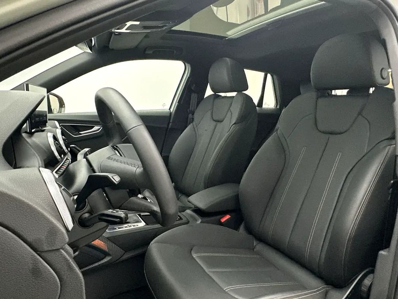 Audi Q2 Advanced 35 TFSI 150hp Black Package (Ref# 009208)