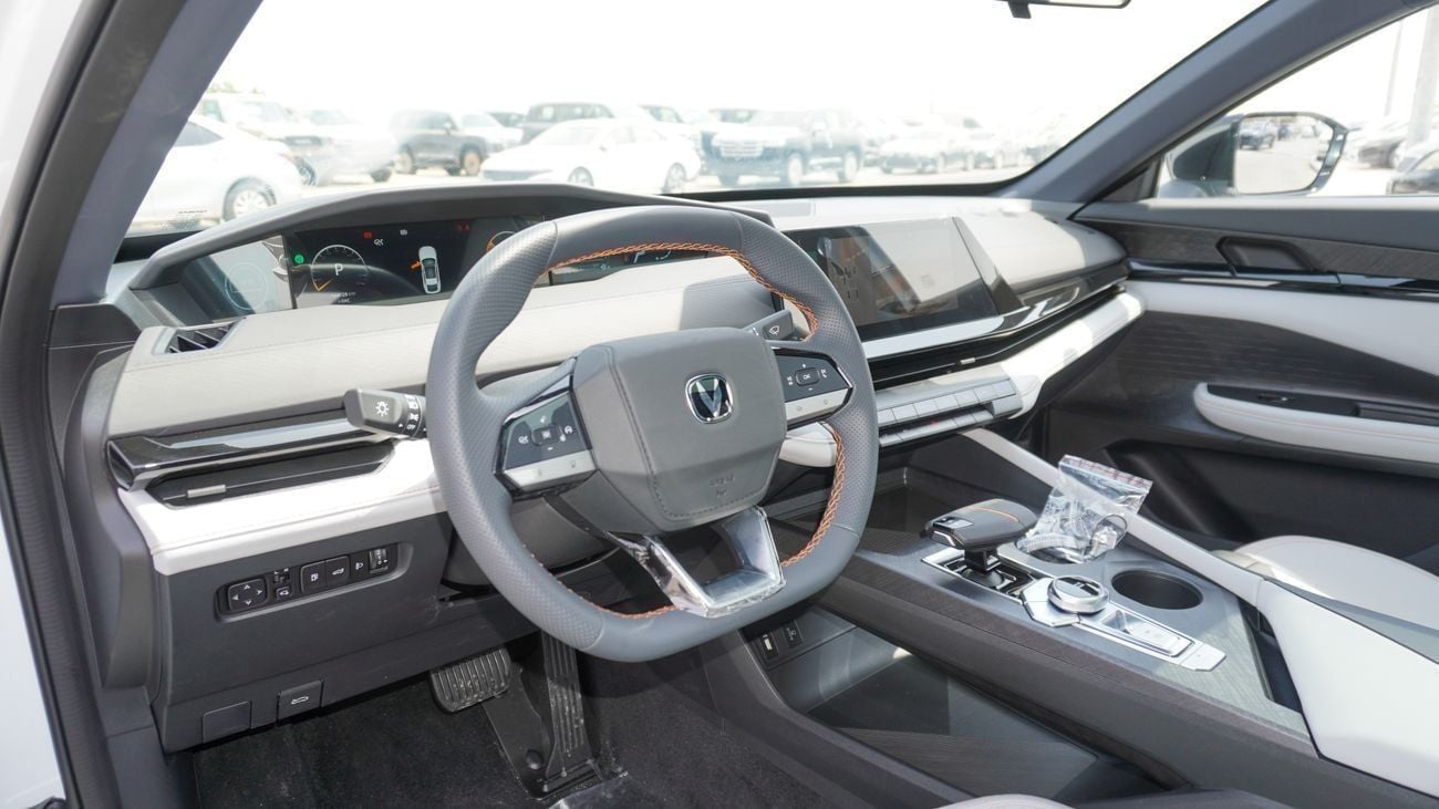 تشنجان Uni V Brand New Uni-V IDD Smart Cool 2024 1.5L Hybrid 2WD |White/Black |N-UNI-V-1.5-24 |FOR EXPORT